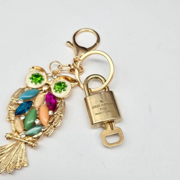 100% Auth Louis Vuitton Lock & Key with unbranded Bagcharm, Keycharm, Keychain - Picture 5 of 10